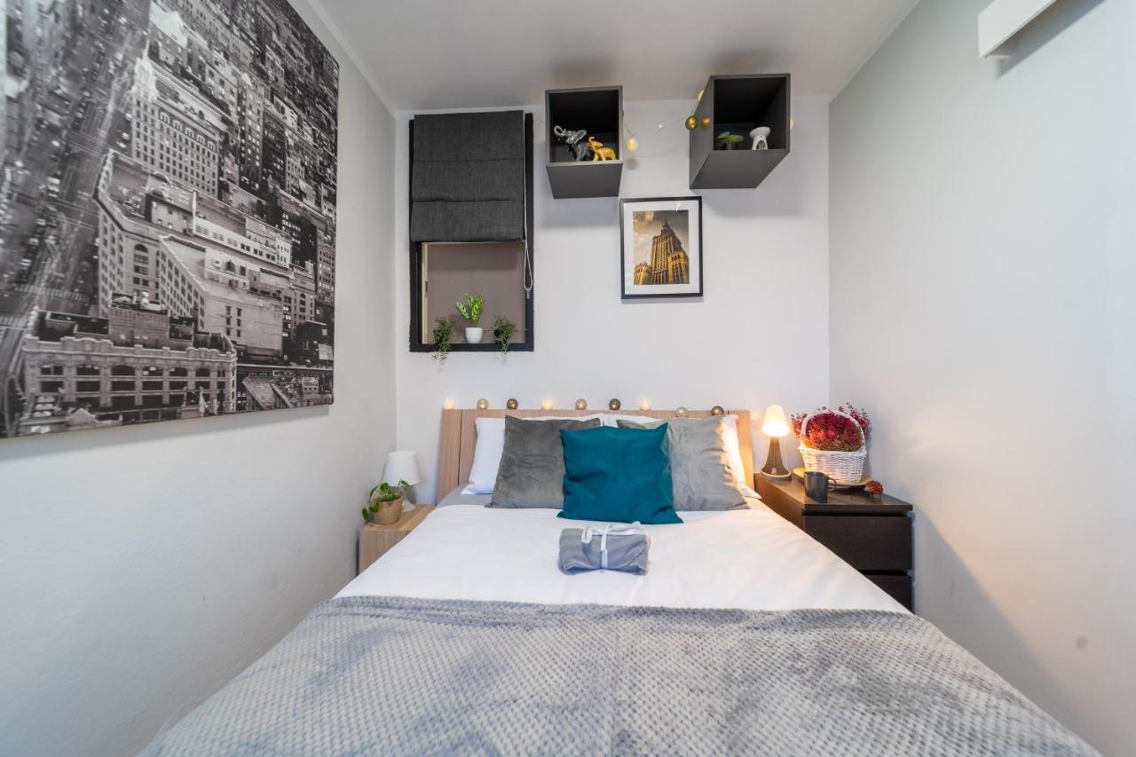 Metro Lux Home Apartment Varsovia Exterior foto