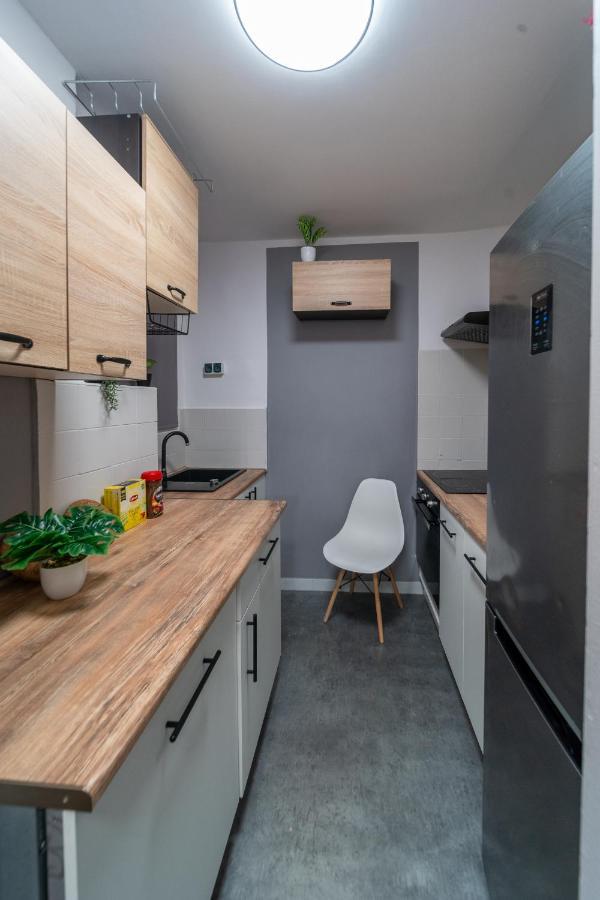 Metro Lux Home Apartment Varsovia Exterior foto